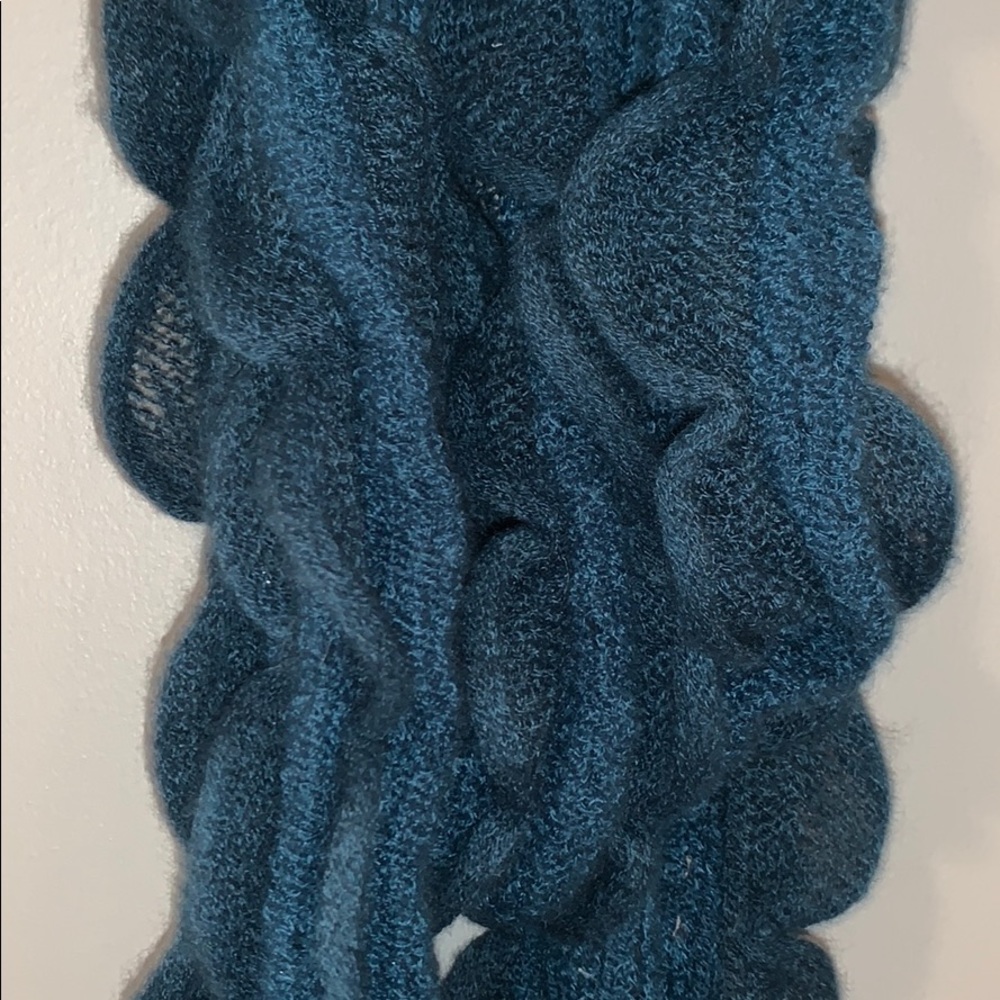 Scarf - Picture 2 of 2